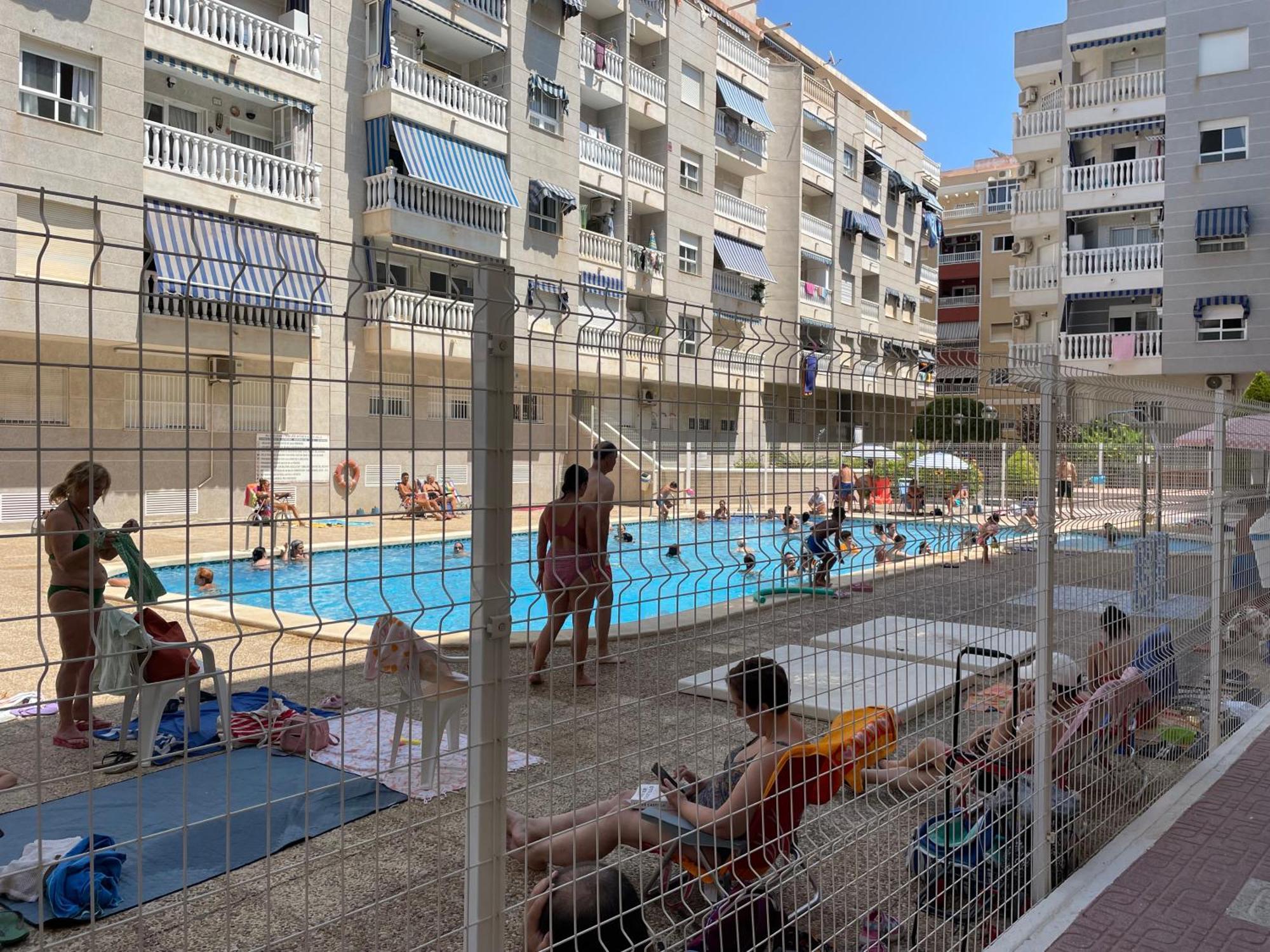 Luxury Beach Apartment Torrevieja Exteriör bild